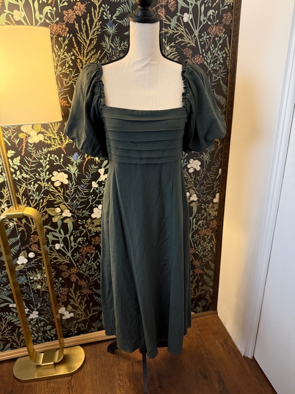 miami Olive Green Puff Sleeve Midi Dress